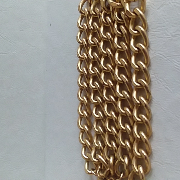 Jewelry - Gold Color Bracelet